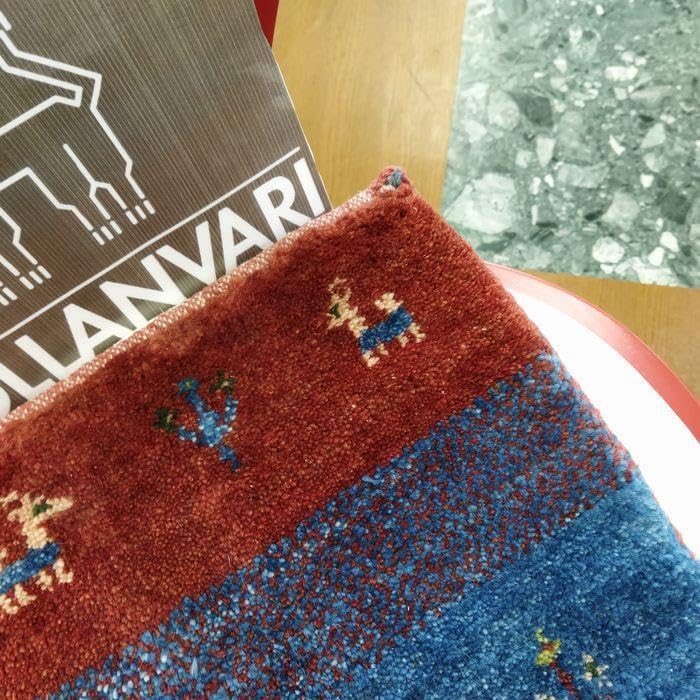 値下げ可能ミニギャベ●33×36㎝●手織●本物●新品未使用 遊牧民が紡ぐギャッベ ミニギャベ 33×36㎝ 手織 遊牧民が紡ぐギャッベ ミニギャベ○33×34